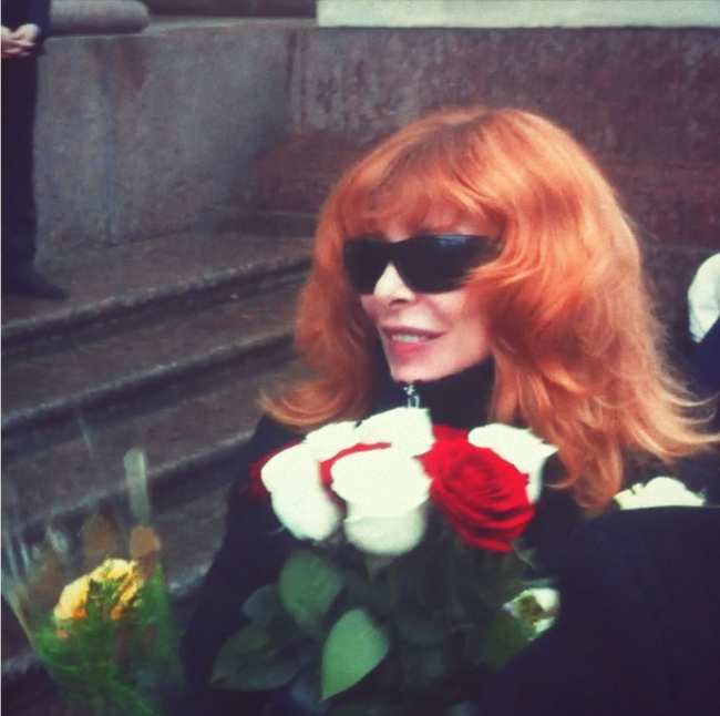 Joyeux anniversaire,Mylene Farmer (ФОТО)